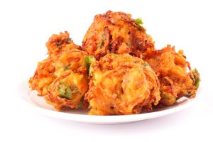Mixed Veggie Pakoras - 8 pcs